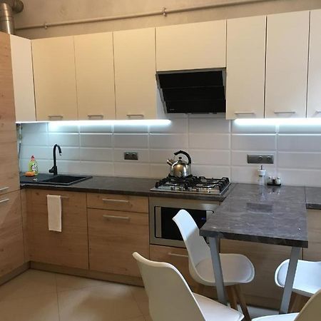 Apartment On Centre Lviv Ngoại thất bức ảnh