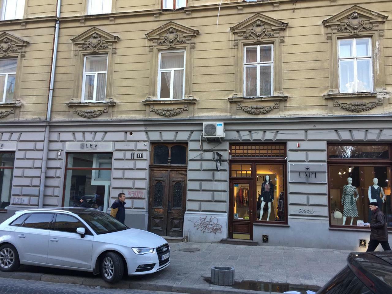 Apartment On Centre Lviv Ngoại thất bức ảnh